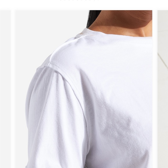 Boxy Crop Black Tee - Picture 7 of 9